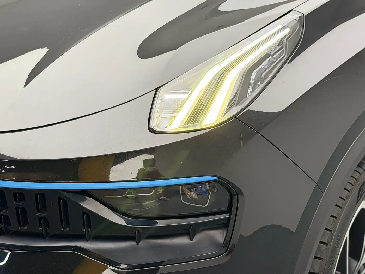 Lynk & Co 05 2022 2022 2.0TD 2WD Shine Halo