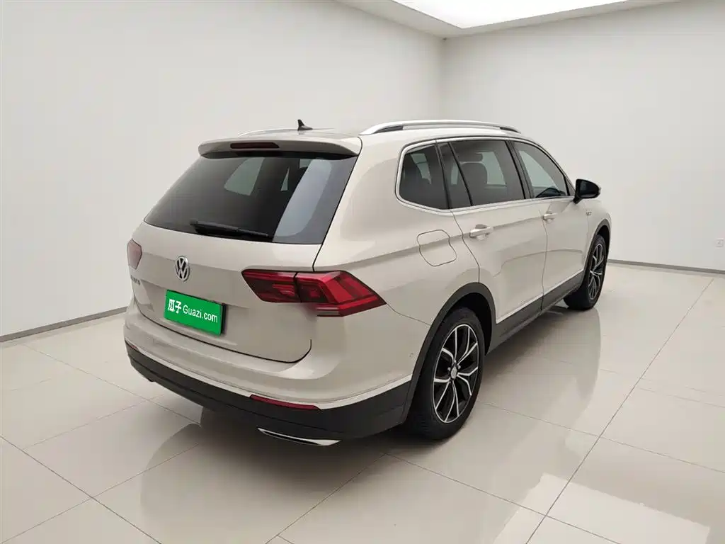 Volkswagen Tiguan L 2017 380TSI Automatic 4WD Flagship Edition фото 6