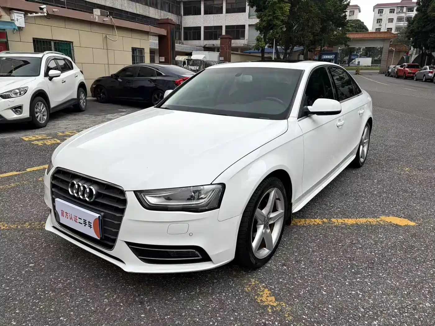 Audi A4L 2015 35 TFSI Auto Standard