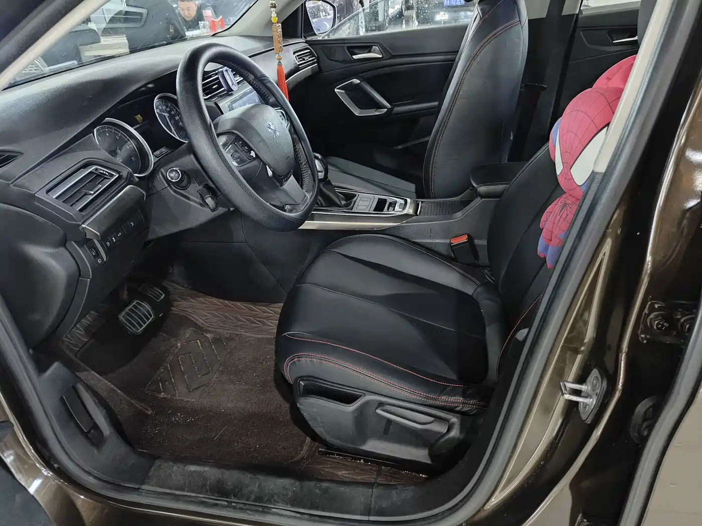 Peugeot 408 2014 1.8L Automatic Luxury Edition фото 4