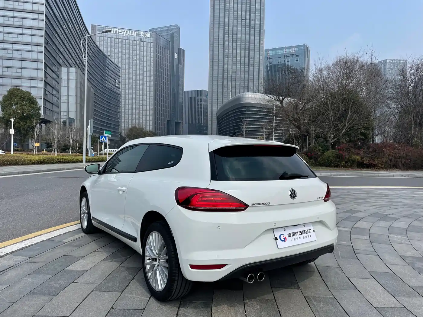 Volkswagen Scirocco 2015 2.0TSI Luxury Edition фото 8