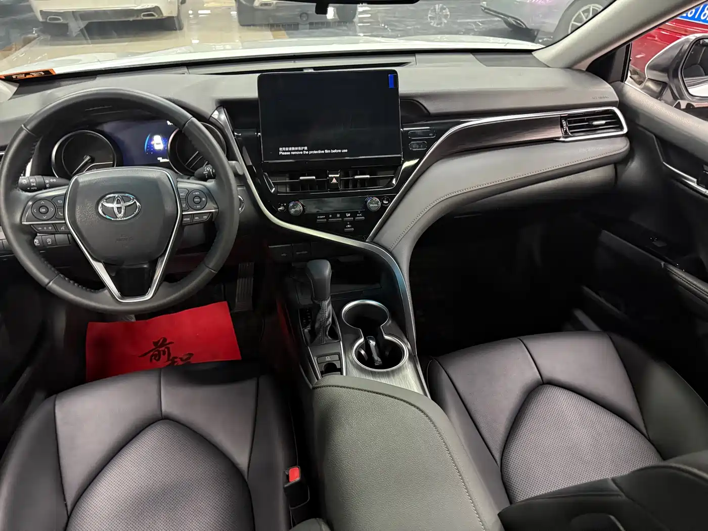 Toyota Camry 2023 2.0G Luxury Edition фото 10