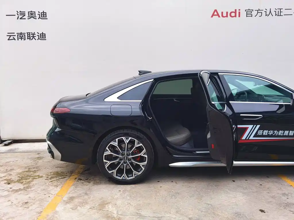 Audi A6L 2026 2026 Model 2.0T High Power Sport Edition