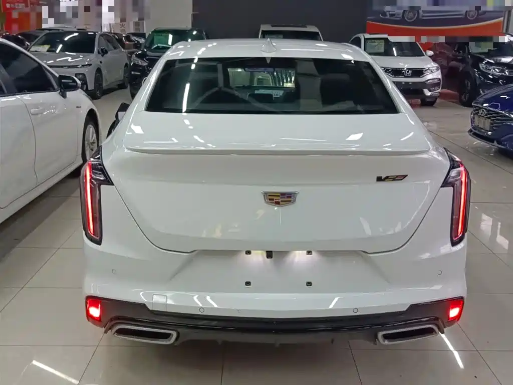 CADILLAC CT4
