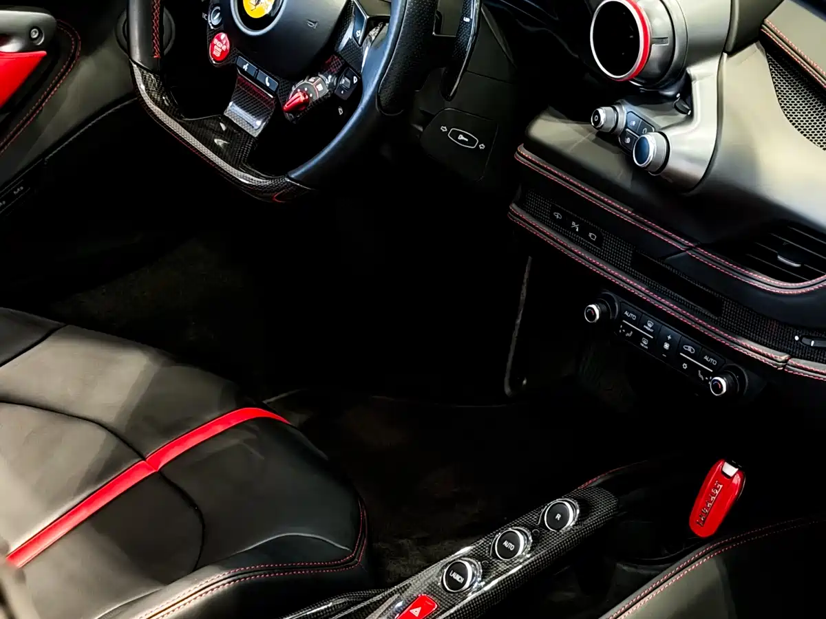 Ferrari F8 2020 Spider 3.9T V8 фото 9