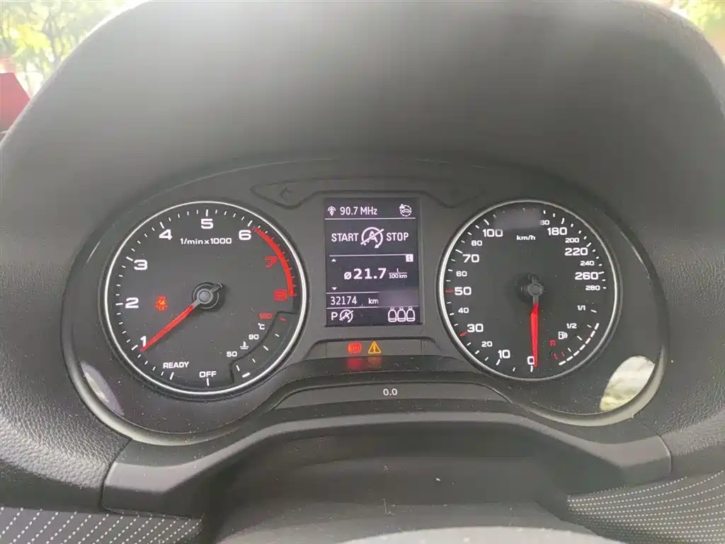 Audi Q2L 2022 35 TFSI Fashion Elegance фото 4