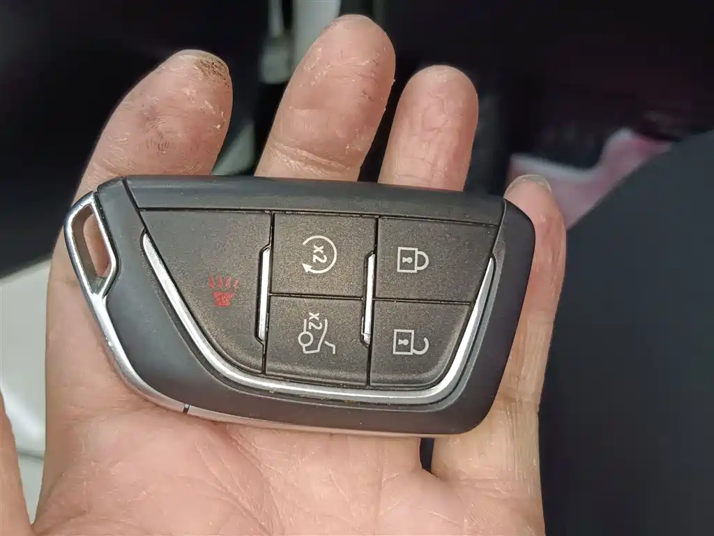CADILLAC CT4