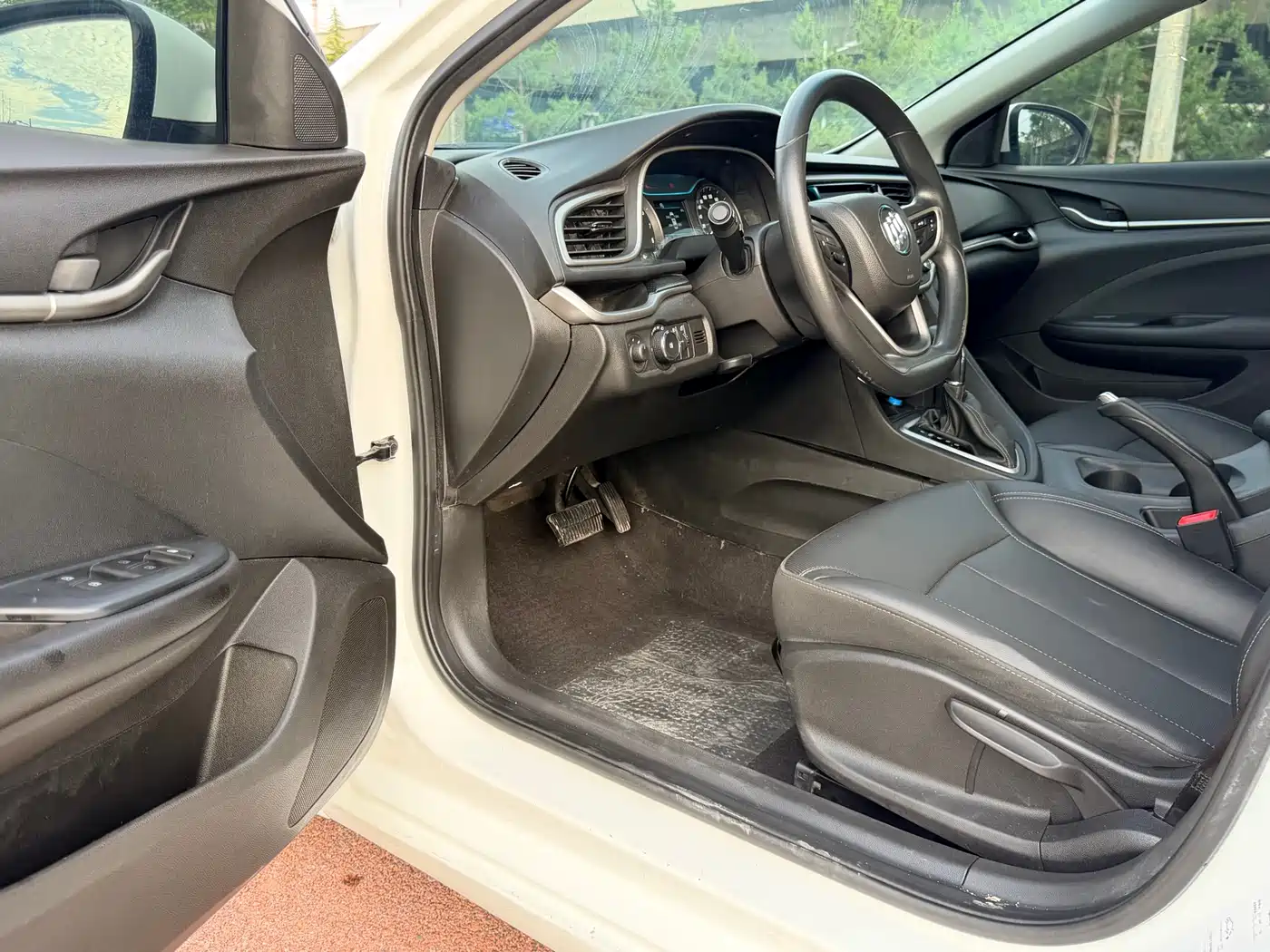 Buick Excelle 2021 Facelift Exemplar 1.5L Auto Elite фото 12