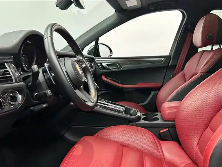 Porsche Macan 2023 Macan GTS 2.9T фото 9