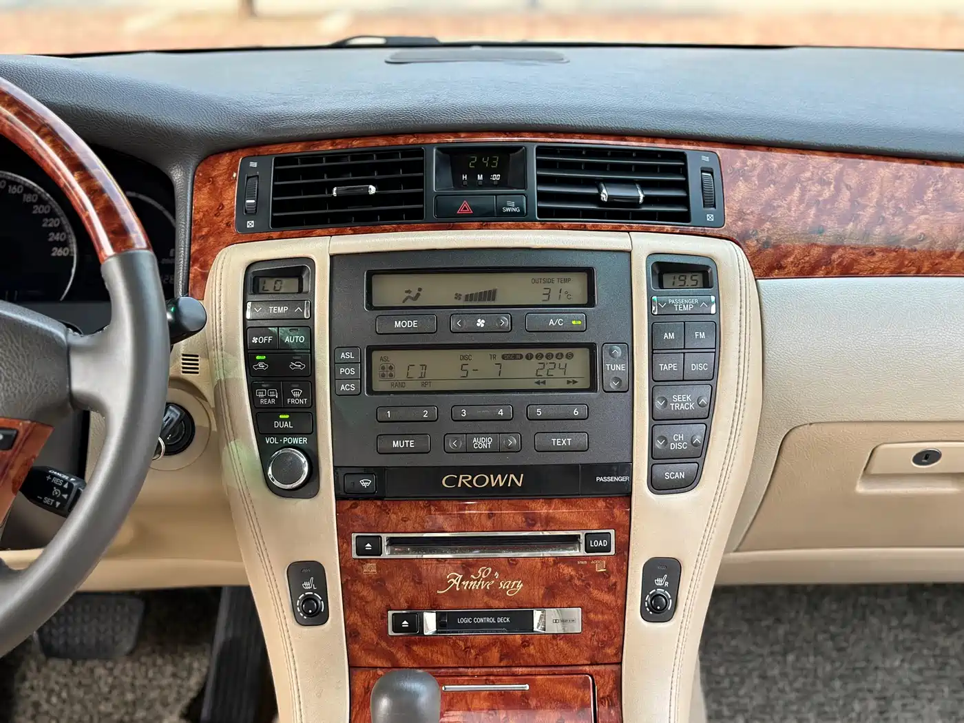 Toyota Crown 2007 2.5L Royal Navigation Edition фото 12