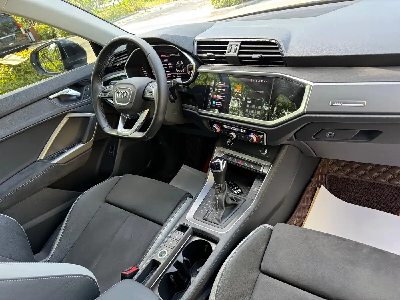 Audi Q3 2023 35 TFSI Fashion Dynamic (1.4T) фото 20
