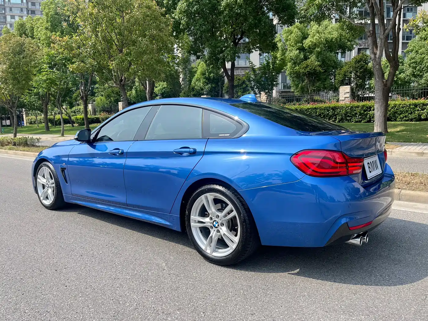 BMW 4 Series 2017 425i Gran Coupe Leading M Sport Package фото 6