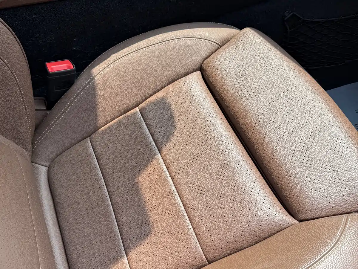 Mercedes-Benz E-Class 2020 Model E 260 L Sport фото 13