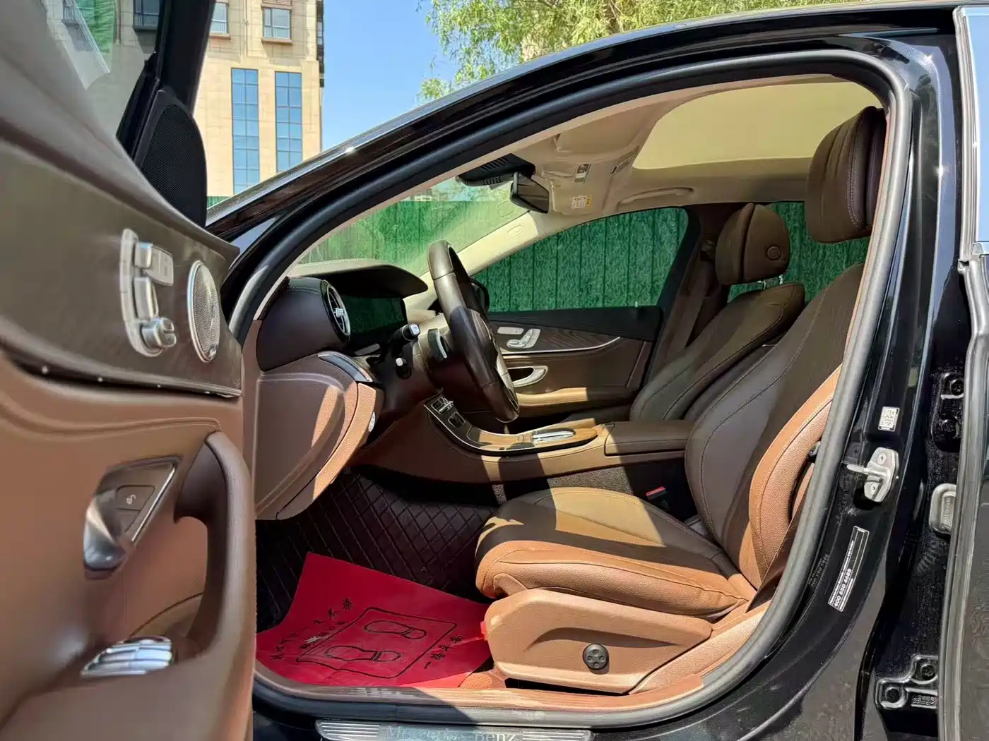 Mercedes-Benz E-Class 2021 E 300 L Fashion фото 4