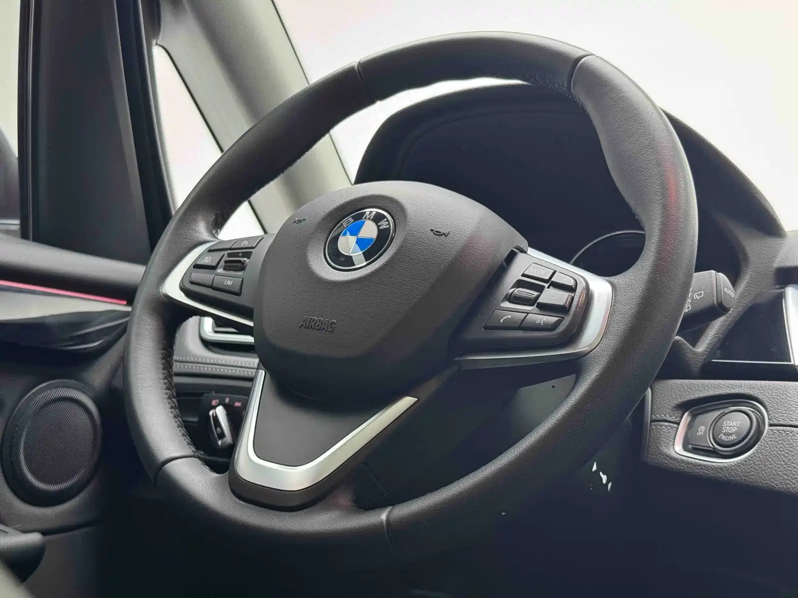 Фото 11 - BMW 2 Series Touring