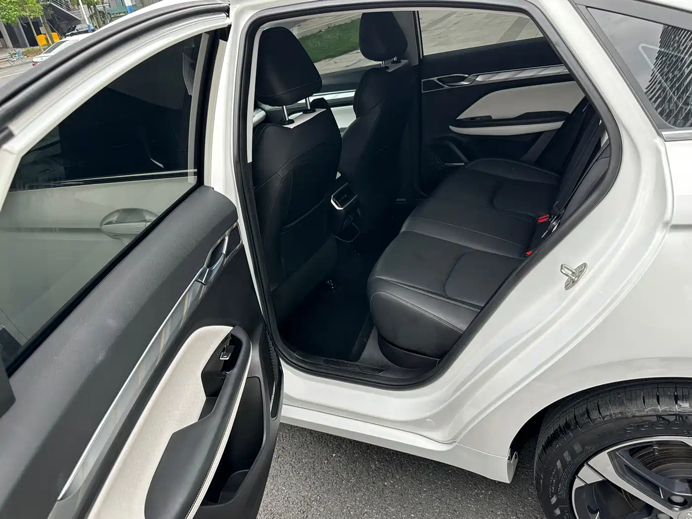 GEELY AUTOMOBILE EMGRAND L