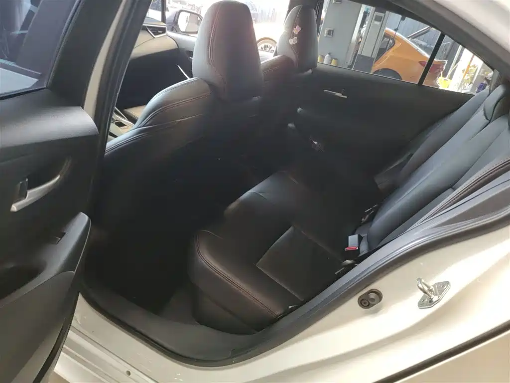 Toyota Levin 2022 Dual Engine 1.8H E-CVT Luxury Edition фото 17