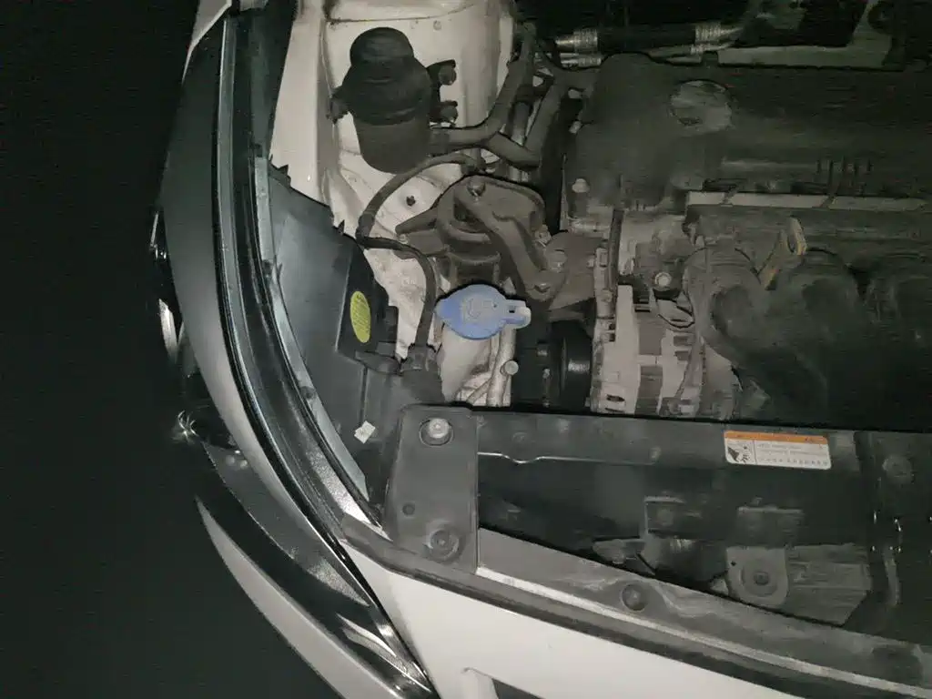Hyundai Verna 2014 1.4L Automatic Leading GLX фото 23