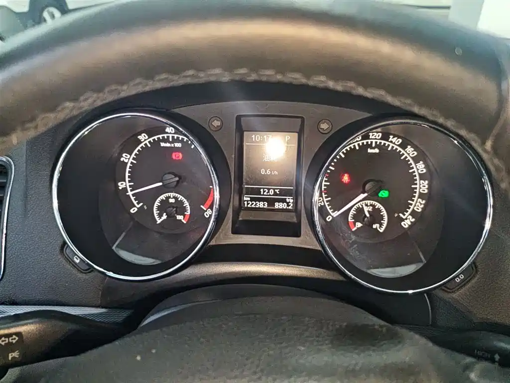 Škoda Yeti 2016 1.4TSI DSG Pioneer Edition фото 4