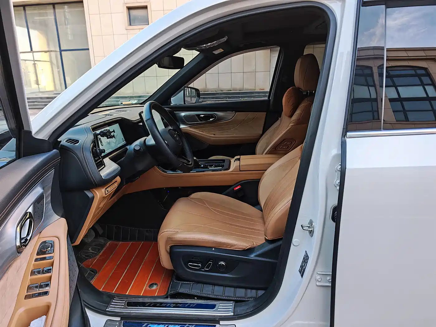 GAC Trumpchi Trumpchi ES9 2024 PHEV 143km Pro+ фото 8