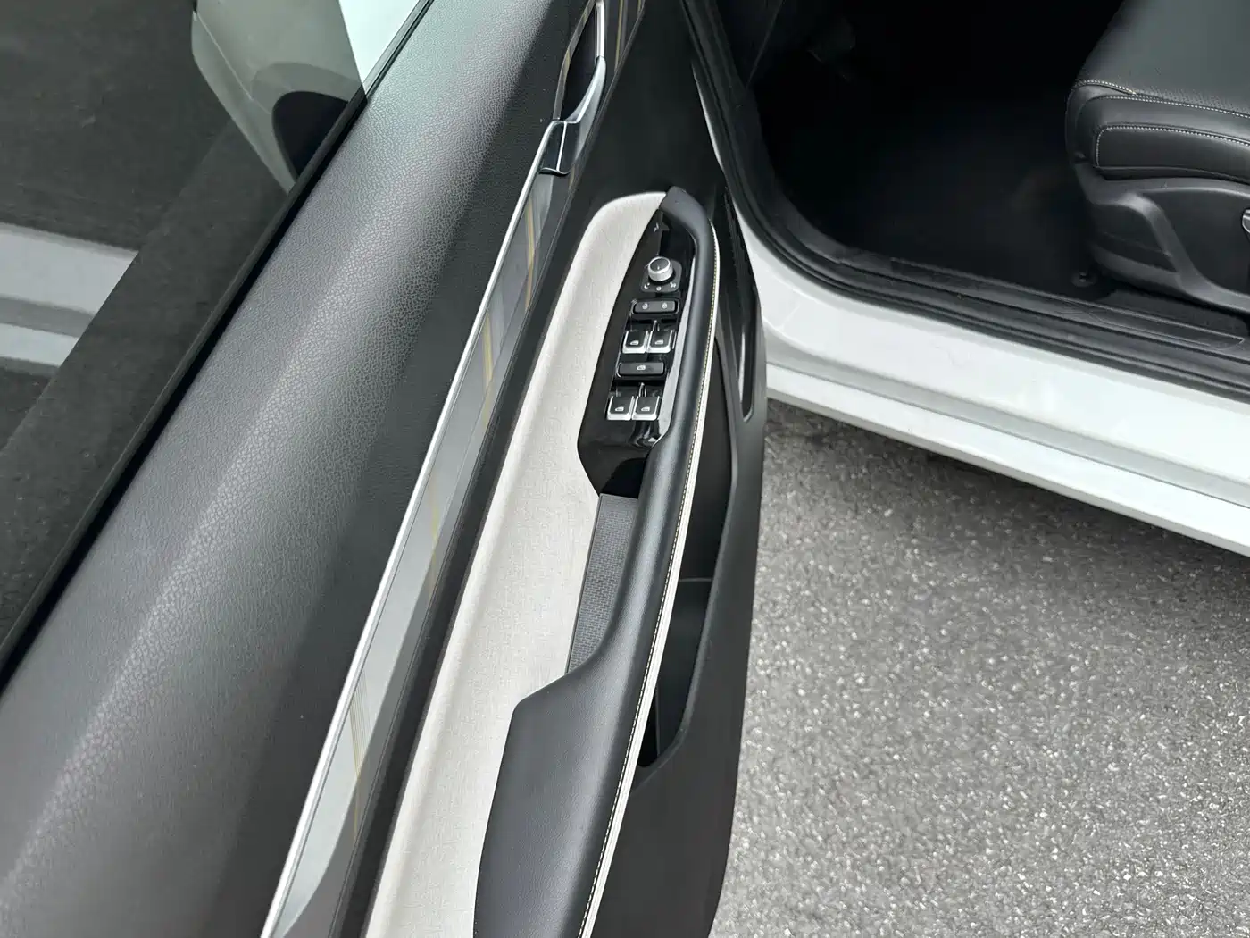 GEELY AUTOMOBILE EMGRAND L