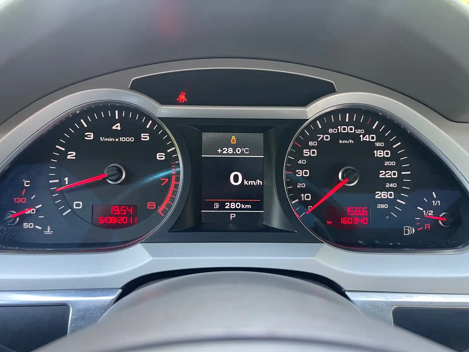 Фото 20 - Audi A6L