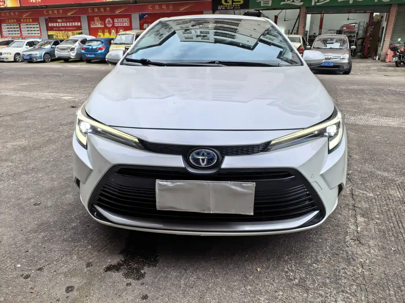 Toyota Levin 2023 Smart Hybrid 1.8L Luxury фото 2
