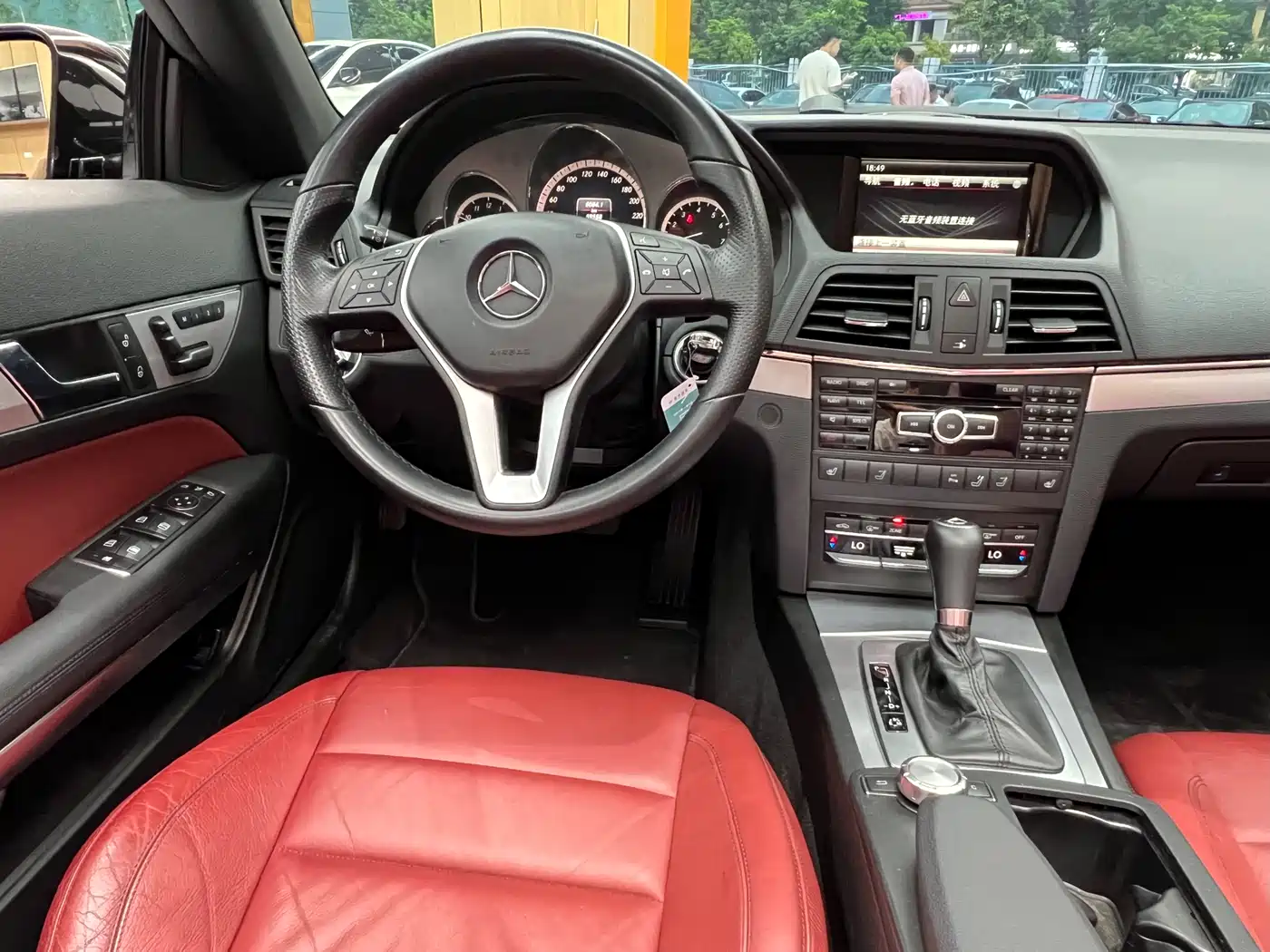 Mercedes-Benz E-Class (Import) 2012 E 260 CGI Convertible фото 33
