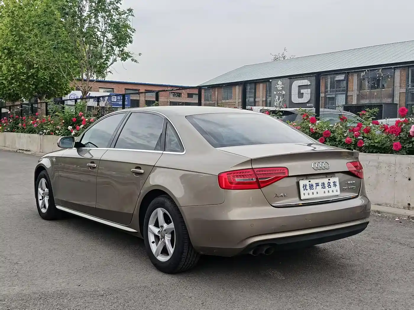 Audi A4L 2013 35 TFSI Automatic Standard фото 28