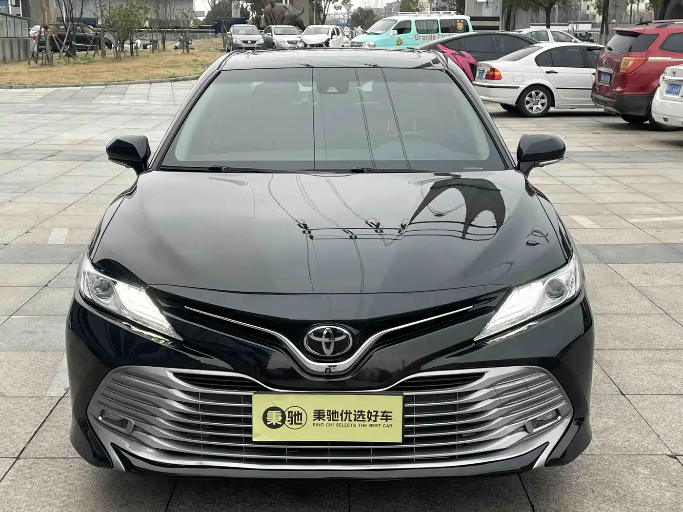 Toyota Camry 2018 2.0G Luxury Edition фото 2