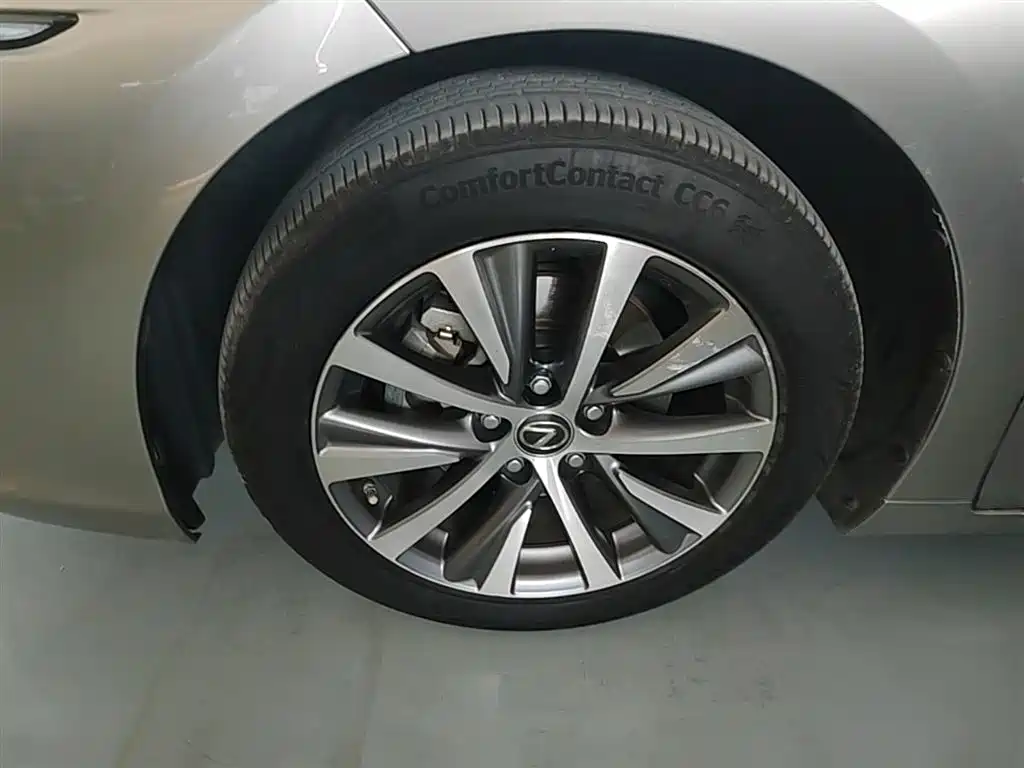 Lexus ES 2018 200 Luxury Edition China V фото 23