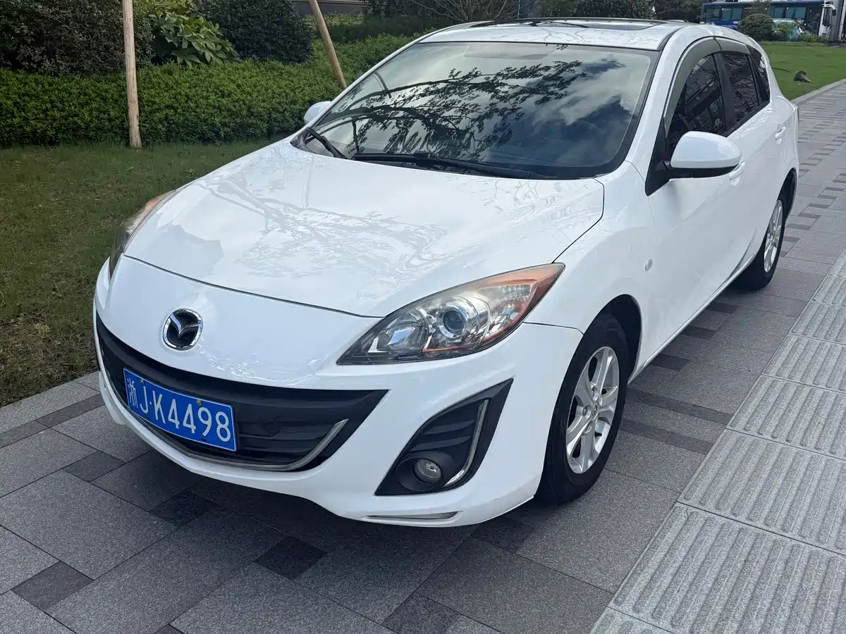 2015 Mazda Mazda3 Axela