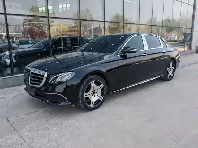 MERCEDES-BENZ E CLASS