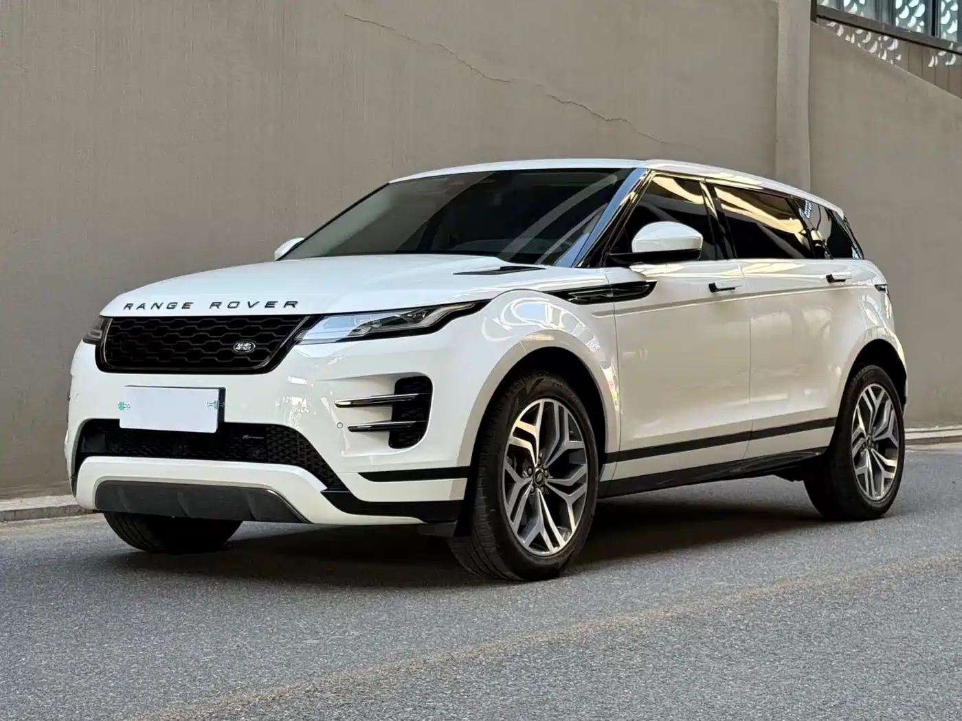 Land Rover Range Rover Evoque 2022 Facelift Range Rover Evoque L 249PS R-Dynamic Luxury