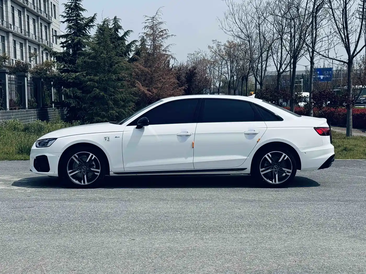 Audi A4L 2022 40 TFSI Luxury Dynamic фото 9