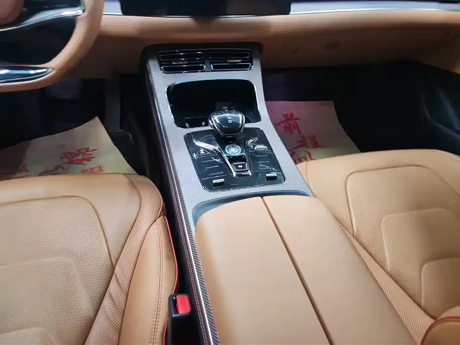 BYD Han 2022 DM-i 121KM Premium Edition фото 16