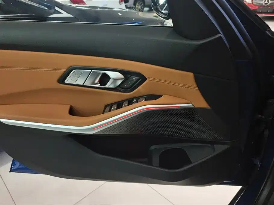 BMW 3 Series 2020 325Li M Sport Package фото 7