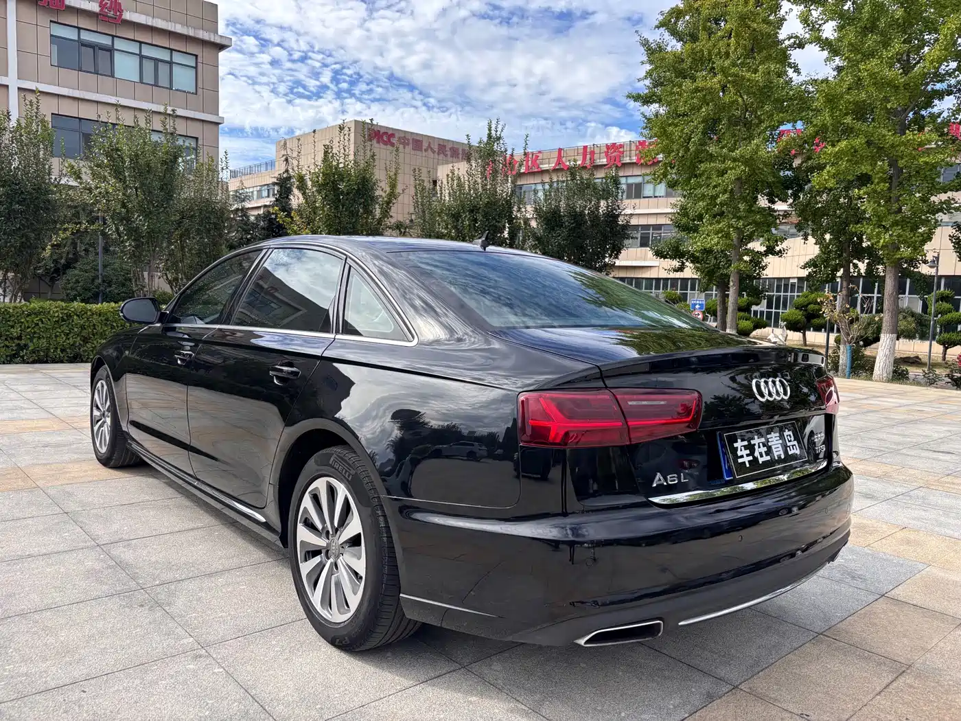 Фото 7 - Audi A6L