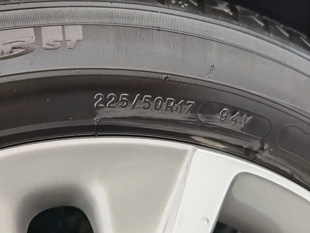 Buick GL6 2023 2021 323T Mild Hybrid Connected Luxury
