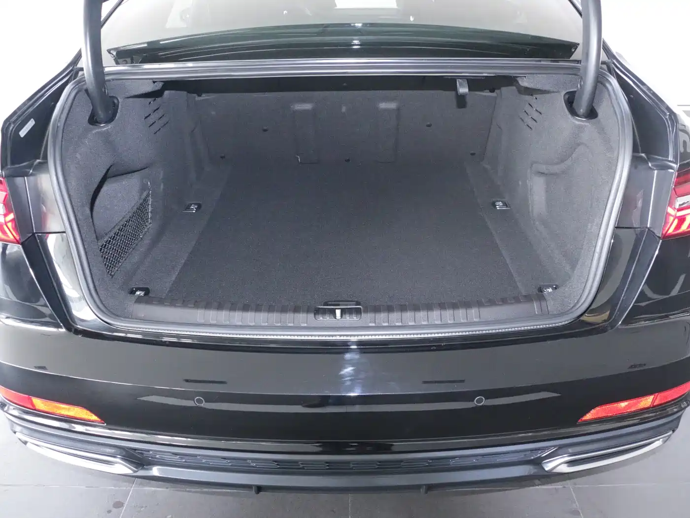 Audi A6L 2022 40 TFSI Luxury Dynamic фото 6