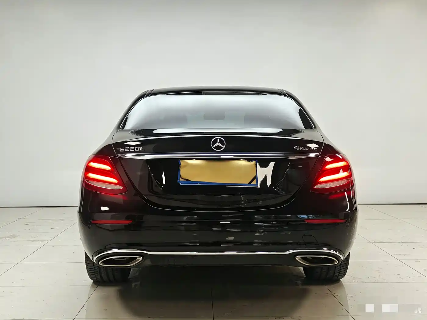 Mercedes-Benz E-Class 2017 Model E 320 L 4MATIC фото 20