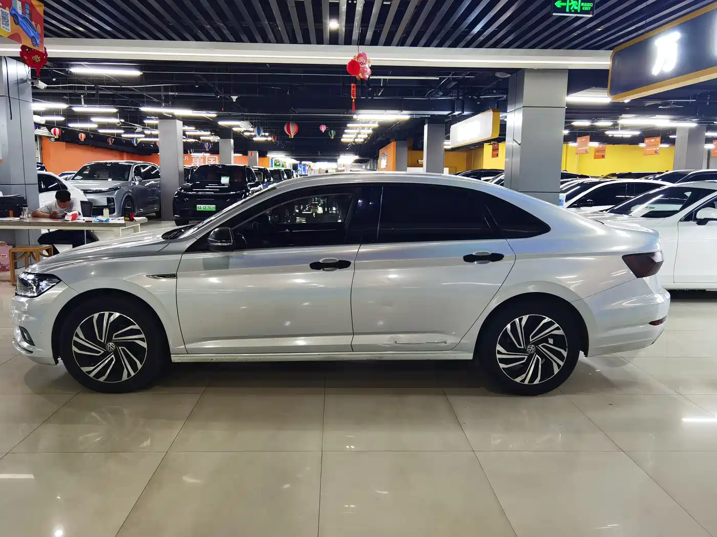 Volkswagen Sagitar 2021 280TSI DSG Luxury Smart Connect фото 3