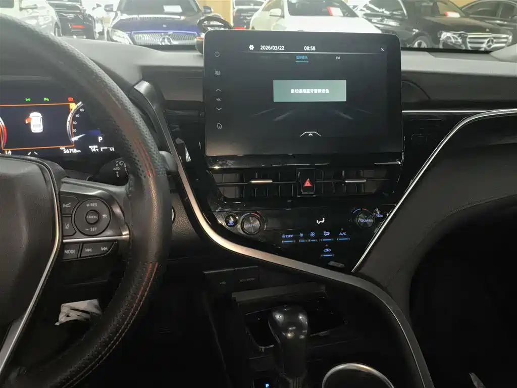 Toyota Camry 2021 2.5G Luxury Edition фото 6