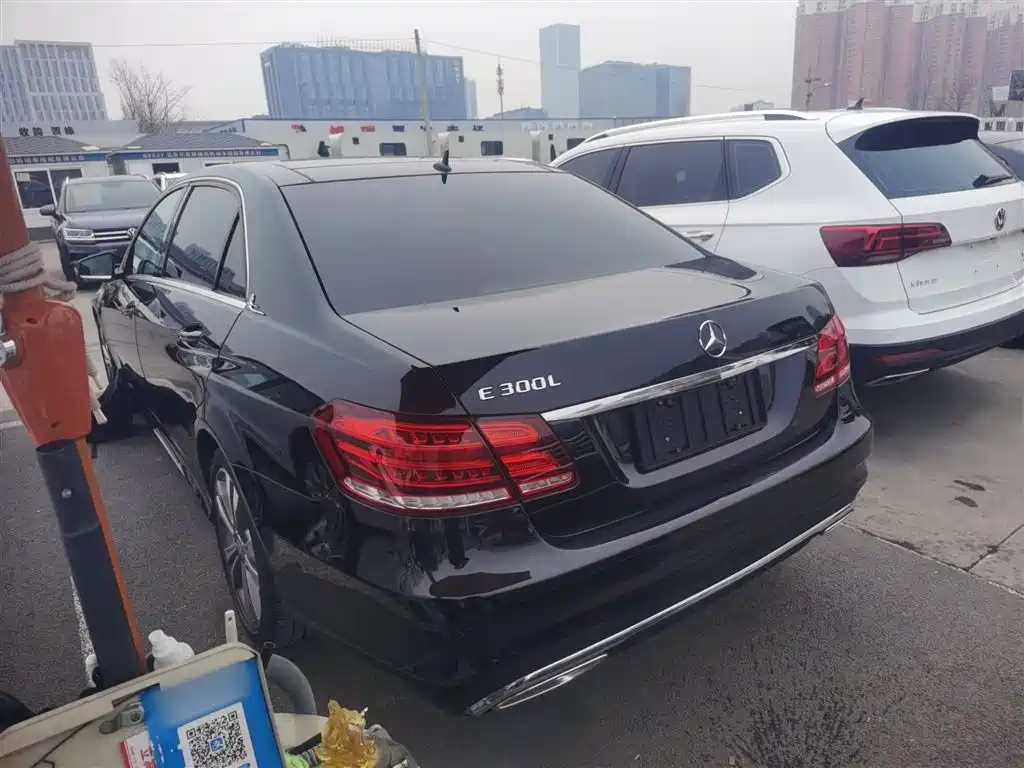 Mercedes-Benz E-Class 2014 Facelift E 300 L Sport фото 23