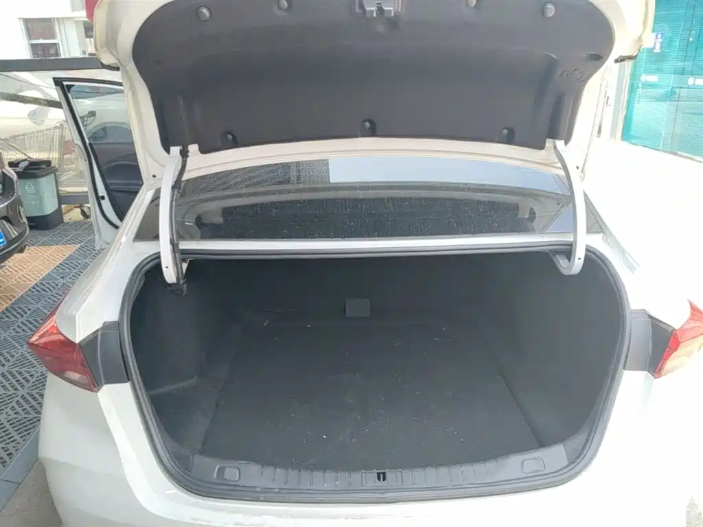 Buick Verano 2023 Pro Joy Edition фото 15
