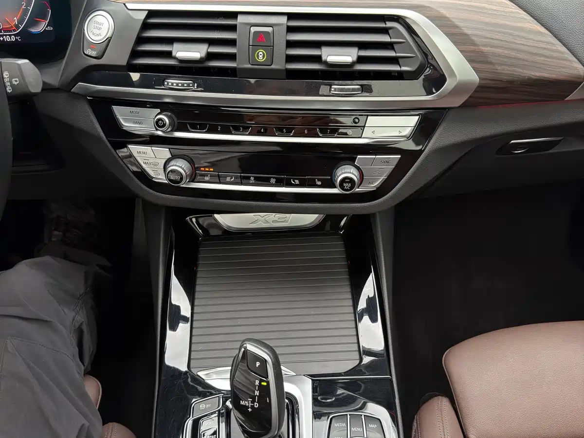 BMW X3 2021 xDrive28i Luxury Package фото 6