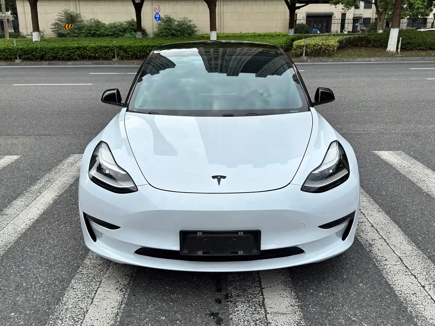 Фото 2 - Tesla Model 3 (Import)