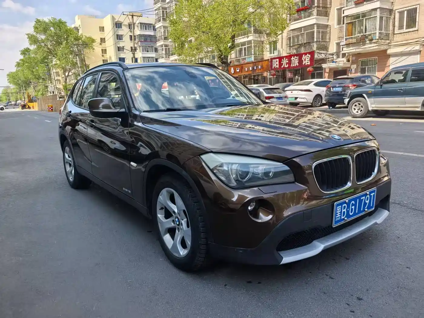 BMW X1 (Import) 2010 sDrive18i Luxury Model фото 3