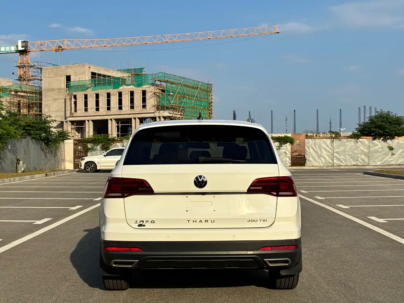 Volkswagen Tharu 2021 Model 280TSI 2WD Luxury Edition фото 5
