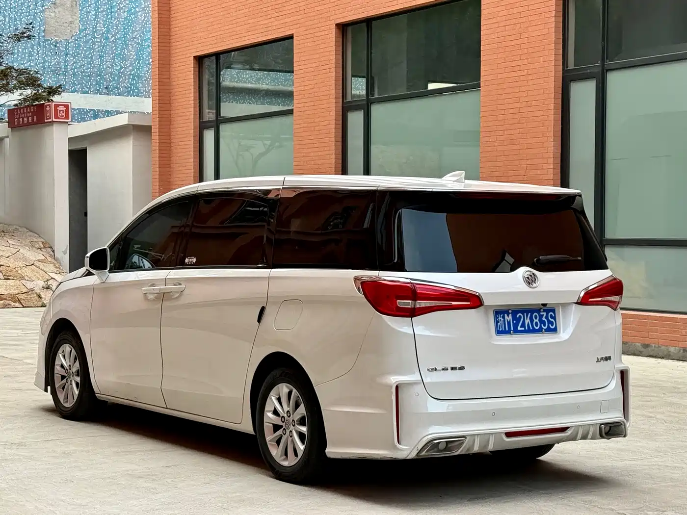 Buick GL8 2018 ES 28T Comfort Type China VI фото 6